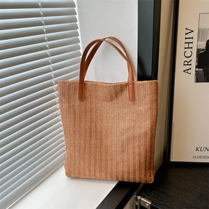 Women Large Capacity Straw Woven Tote Bag Fashion Summer Beach Vacation Shoulder Handbag With PU Leather Straps