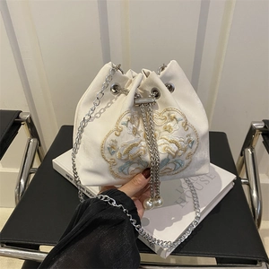 New Chinese Style Floral Embroidery Bucket Bag Satin Artificial Pearl Chain Shoulder Crossbody Bag For Women Vintage Elegant Handbag