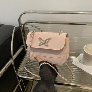 Trendy Women Mini PU Leather Crossbody Bag With Butterfly Buckle And Chain Strap Marble Wrinkle Texture Small Square Shoulder Bag