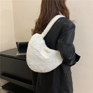Sac à épaule en fausse fourrure blanche pour femme, style tendance automne hiver chic