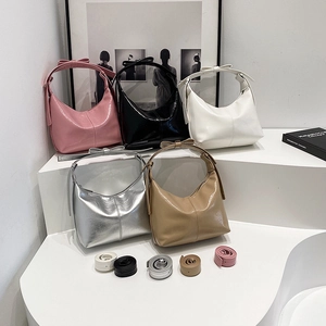 Sac à Bandoulière Hobo en Cuir PU Brillant Pour Femmes Avec Décoration Nœud Sac à Main Crossbody Polyvalent Pour Fête