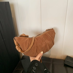 Borsa a Spalla Croissant Plissettata a Grande Capacità Stile Francese per Donna Moda Minimalista in Pelle PU Sottobraccio Hobo Bag Retrò Nodo Tracolla