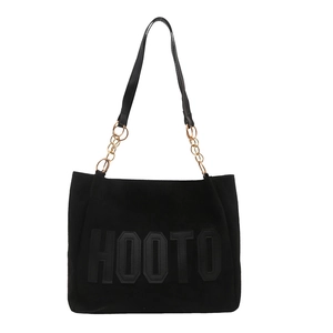 Black large capacity tote bag with HOOTO logo and gold chain accents on straps