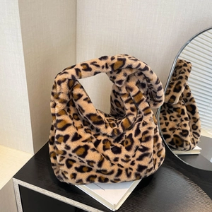 Fashion Leopard Print Faux Fur Shoulder Bag Large Capacity Plush Hobo Tote Bag For Women Winter Casual Shopping Bag