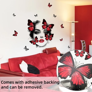 Détail du sticker mural papillon avec support adhésif et esquisse artistique d'une femme