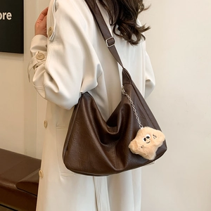 Women Large Capacity Hobo Bag PU Leather Lychee Texture Retro Versatile Shoulder Underarm Crossbody Bag With Plush Pendant