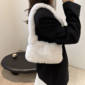 Elegante borsa tote bianca in peluche per donna, borsa a spalla capiente per l'inverno