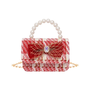 Elegante borsa a tracolla in tweed rosso per bambina con fiocco e manico di perle
