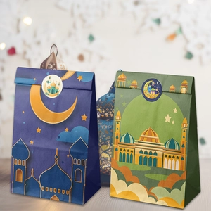 Sacchetti regalo in carta per Eid Ramadan con stampe di luna e sagoma di moschea