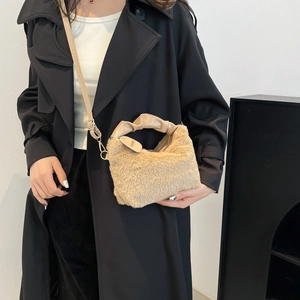 Furry plush handbag with pleated leather handle and cross-body strap for autumn winter