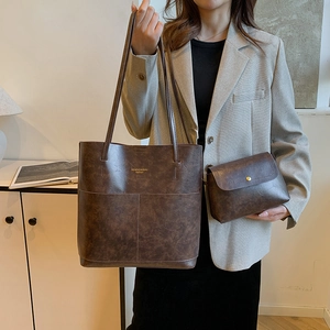 Braunes Vintage PU Leder Totebag Set mit passender Umhängetasche für Damen Mode