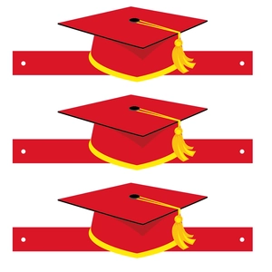 Dettaglio di striscioni con cappelli di laurea rossi e nappe gialle per decorazioni