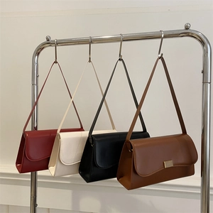French Retro PU Leather Underarm Bag For Women Minimalist Small Square Shoulder Bag With Gold Metal Buckle Fashion Casual Handbag