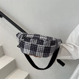 Sac de poitrine à carreaux classique avec bandoulière réglable en nylon noir