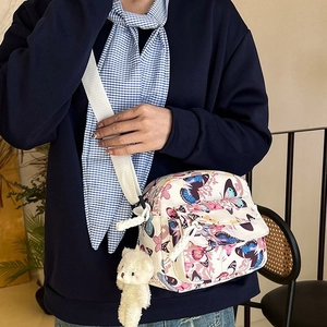 Borsa a Tracolla da Donna alla Moda con Stampa Farfalla a Forma di Conchiglia Casual in Tela con Ciondolo Orsetto di Peluche