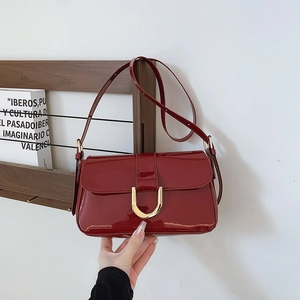 Women Patent Leather Square Shoulder Bag Gold U-Shape Buckle Glossy PU Crossbody Bag Minimalist Casual Fashion Handbag
