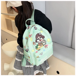 Vista posteriore dello zaino per bambini verde menta con stampe Happy Day e disegni