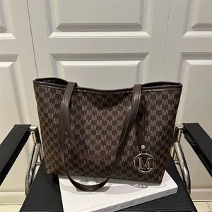 Women Tote Bag PU Leather Monogram M Letter Print Large Capacity Handbag For Commute School Daily Metal Charm Decor