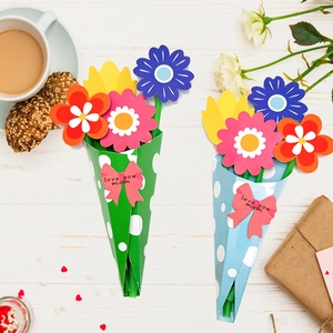 Bastelset für Papierblumenstrauß zum Muttertag mit Love You Mom Schleife als Geschenkidee