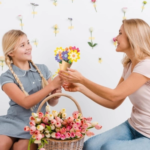DIY Mother's Day greeting card set with handmade paper flower bouquet and tulips