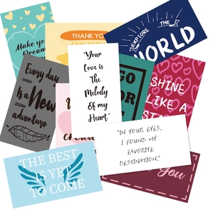 60 carte motivazionali con citazioni in inglese e motivi artistici su sfondo bianco