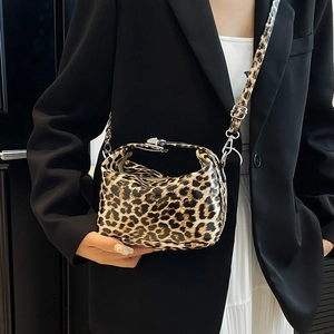 Leopard Print Shoulder Bag Fashion Glossy PU Leather Crossbody Handbag With Metal Lock For Women Versatile Street Trend
