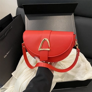 Vintage PU Leather Saddle Bag For Women Fashion Horseshoe Buckle Underarm Shoulder Bag Trendy Versatile Half Moon Purse