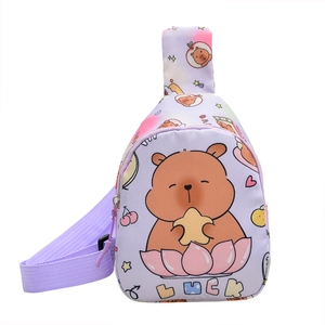 Lilane Kinder-Brusttasche mit Capybara-Motiv, verstellbarem Gurt und Sternenmuster