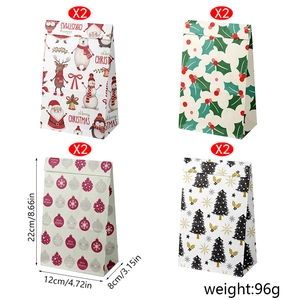 Détail des sacs cadeaux de Noël 22x12x8cm avec quatre motifs festifs et dimensions incluses