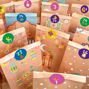 Sacchetti regalo Ramadan in carta kraft con motivi di luna e adesivi numerati