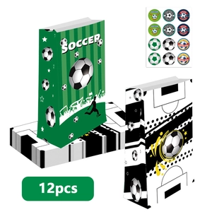 Lot de 12 sacs cadeaux de football en papier avec autocollants pour fêtes thématiques