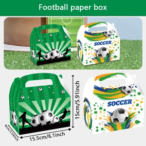Vue détaillée de boîtes cadeaux foot avec dimensions 15,5x15x9 cm et poignées de transport