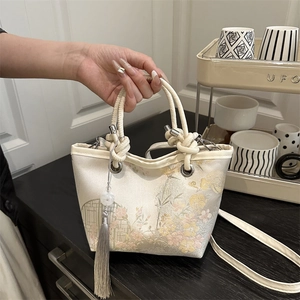New Chinese Style Embroidery Bucket Bag For Women Floral Landscape Jacquard Fabric Shoulder Crossbody Bag With Tassel Pendant