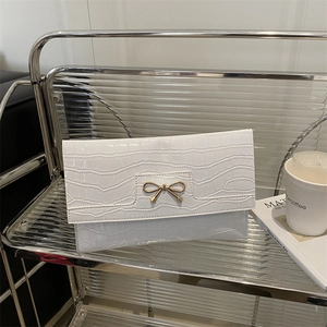 Women Crocodile Pattern Envelope Clutch Bag PU Leather Shoulder Bag With Metal Bow Clasp Fashion Party Evening Handbag