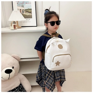 Mini zaino bianco per bambini con orecchie da gatto e toppa a stella in tela
