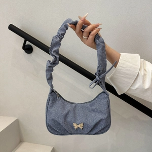 Sac à Épaule Design de Niche Ornement Papillon Femmes Bandoulière Plissée Ruched Sac Croissant Rétro Style Français Sac Sous le Bras