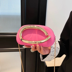 Women PU Leather Designer Box Crossbody Bag With Large Gold Metal Handle Chain Strap Evening Party Banquet Clutch Bag