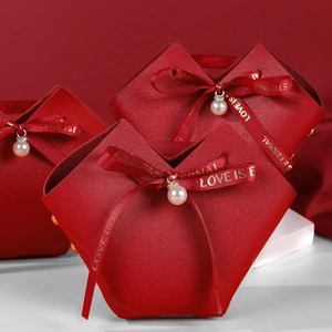 Europäischer Stil PU Leder Hochzeit Süßigkeitentüte Mit Satinband Schleife Perlenanhänger Herzform Kreative Party Geschenkbox