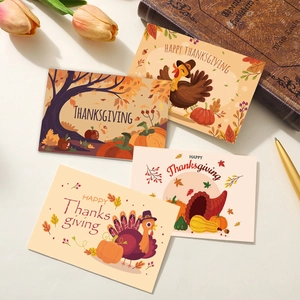 Lot de quatre cartes de vœux illustrées pour Thanksgiving avec dinde et motifs d'automne