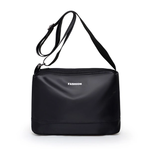 Sac bandoulière étanche grande capacité pour femme avec imprimé FASHION et texture nylon
