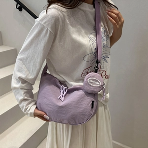 Bolso Bandolera de Media Luna de Nailon Casual para Mujer Con Monedero Redondo Desmontable Correa Ancha Ajustable Bolso Hobo