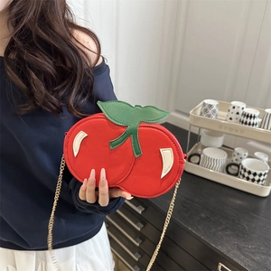 Sac Bandoulière En Forme De Cerise Cuir PU Style Fruit Mode Nouveauté Sac À Épaule Avec Chaîne Dorée Pour Femmes Filles