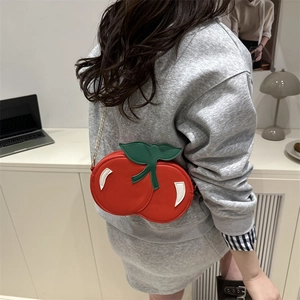 Sac à bandoulière créatif en forme de cerise pour femmes en cuir rouge et feuille verte