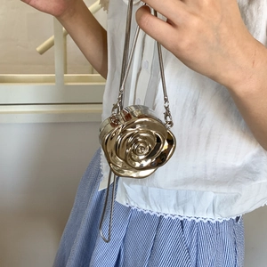 Luxury 3D Rose Flower Acrylic Evening Bag For Women Elegant Gold Silver Metal Chain Shoulder Crossbody Bag Banquet Party
