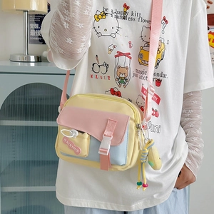 Sac bandoulière coloré en nylon style japonais pour voyage d'été avec breloque éléphant