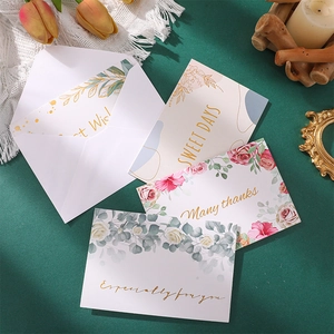 Cartes de vœux florales élégantes avec enveloppes et roses roses pour toute occasion
