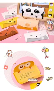 Détail de cartes enveloppes animaux mignons avec motifs panda et zone d'écriture
