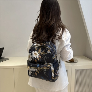 Zaino con stampa floreale vintage per donna ideale per viaggi e scuola