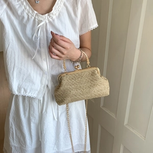 Women Vintage Woven Evening Clutch Bag Gold Metal Frame Kiss Lock Cloud Handbag With Chain Strap For Party Wedding