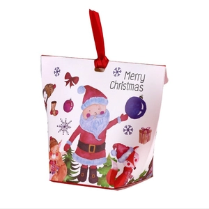 Boîte cadeau de Noël créative avec motif Père Noël et poignée en ruban de soie rouge